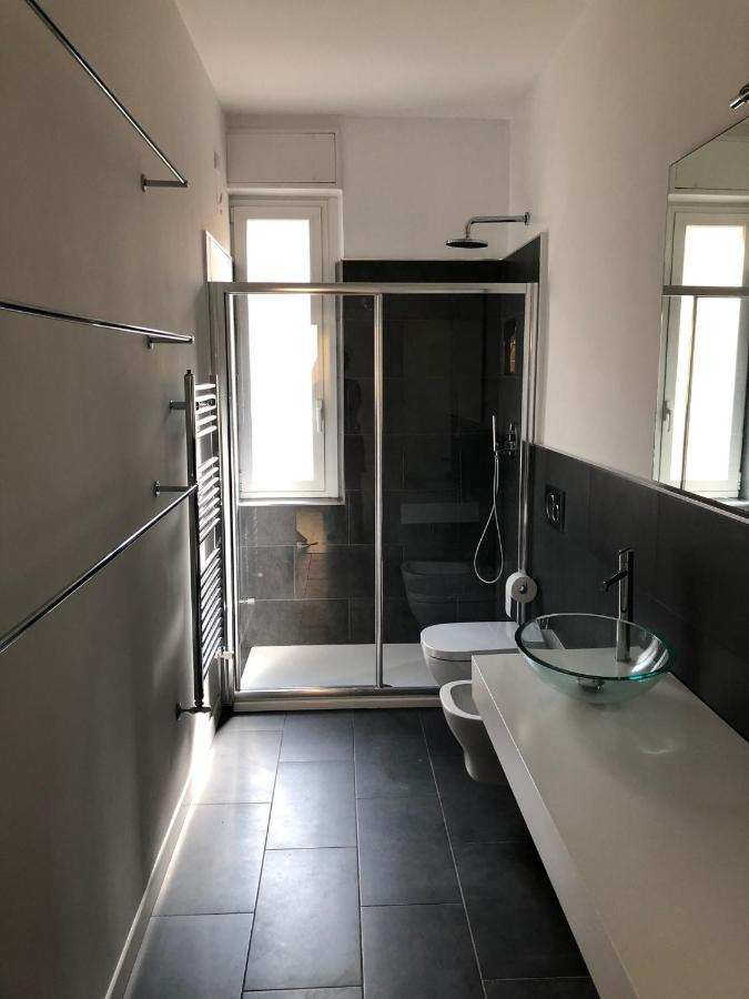 Bright & Spacious Apartment Near Navigli - Ponti Milánó Kültér fotó