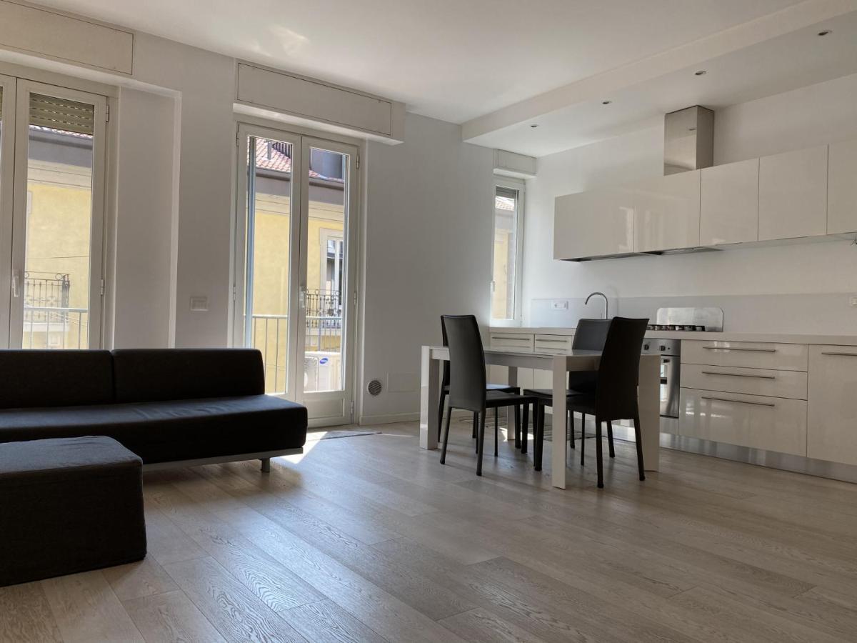 Bright & Spacious Apartment Near Navigli - Ponti Milánó Kültér fotó